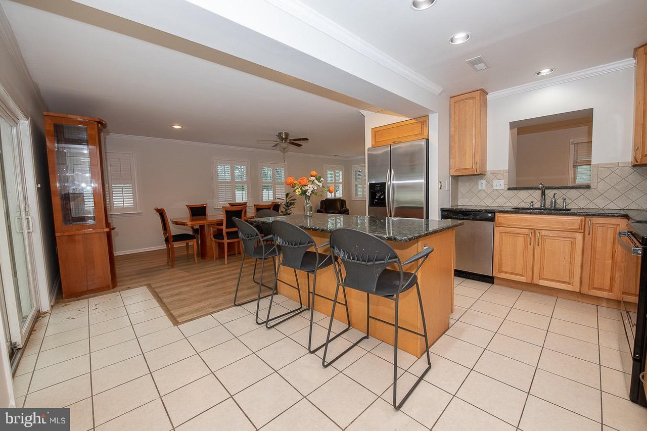 82 Woodbine Way