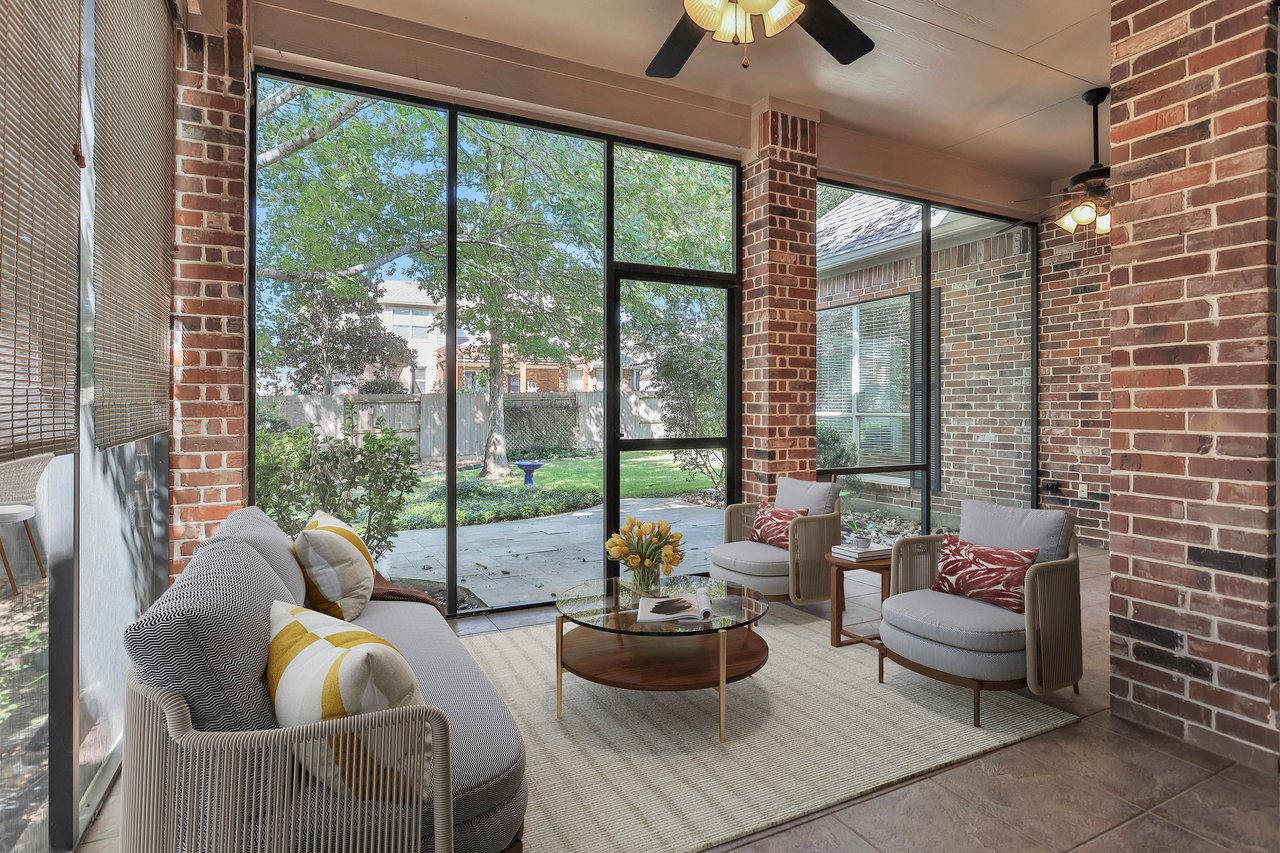 Virtually staged sunroom