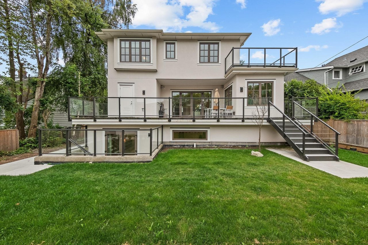 3227 W 35th Ave