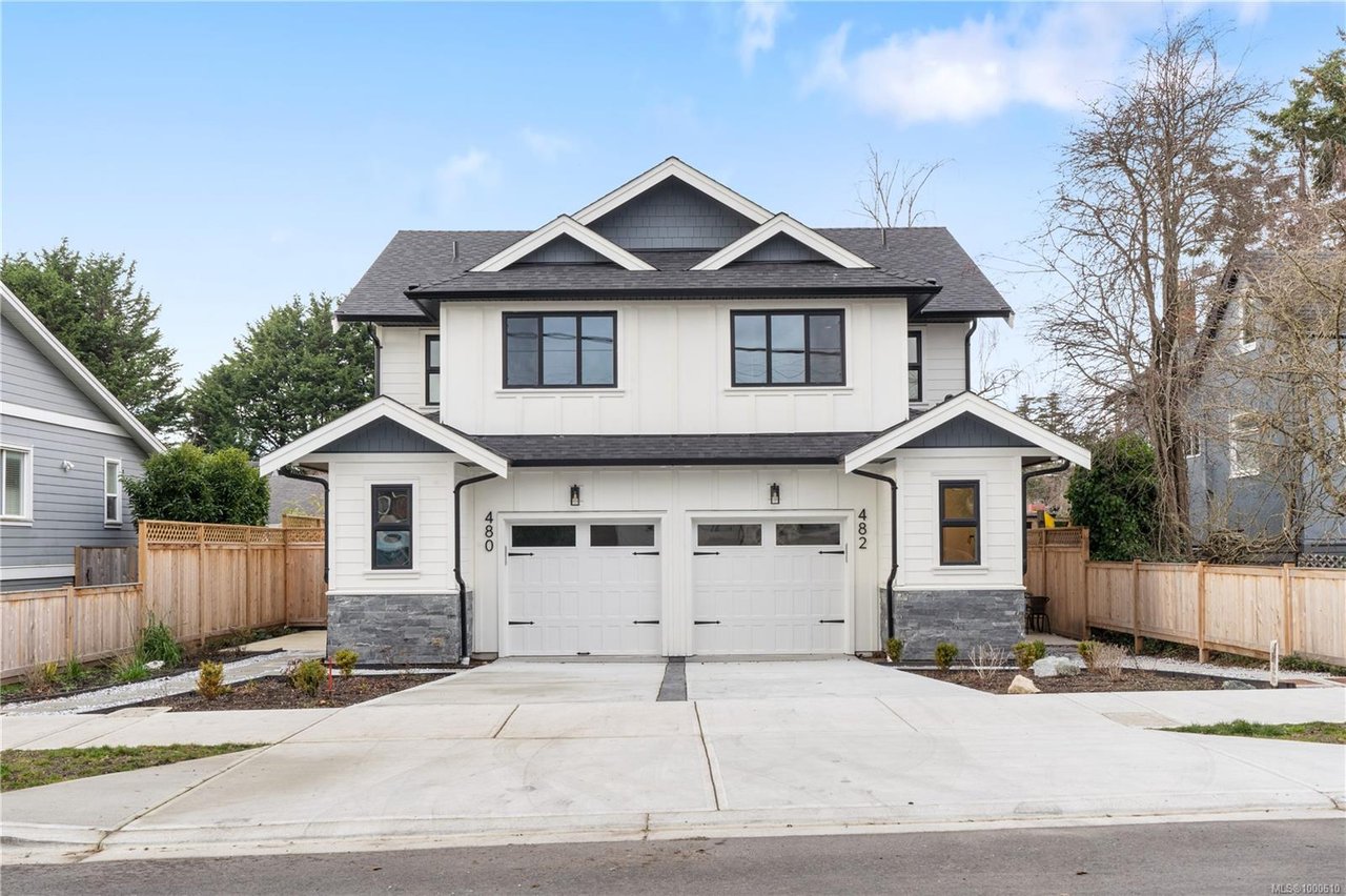 482 Grafton St, Esquimalt