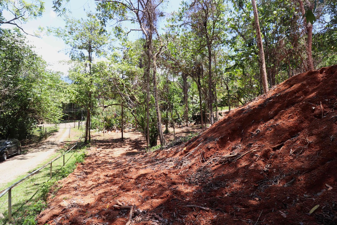 Over One Acre Attractive Lot on the Popular PEREZOSO Road.