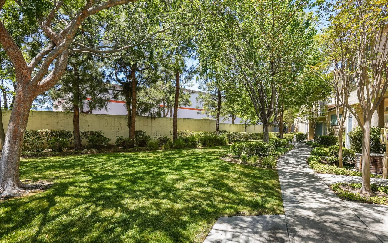 3354 Midtown Pl