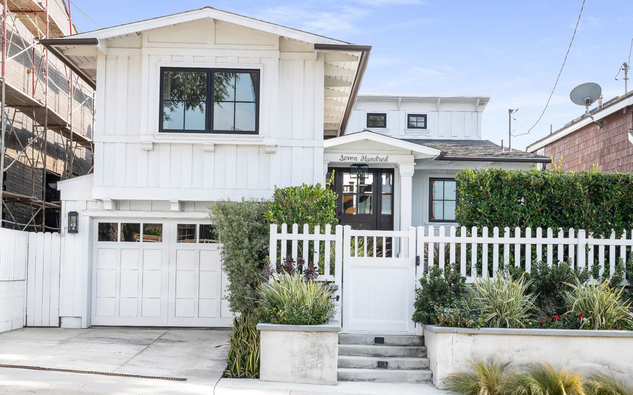 700 Poppy Ave