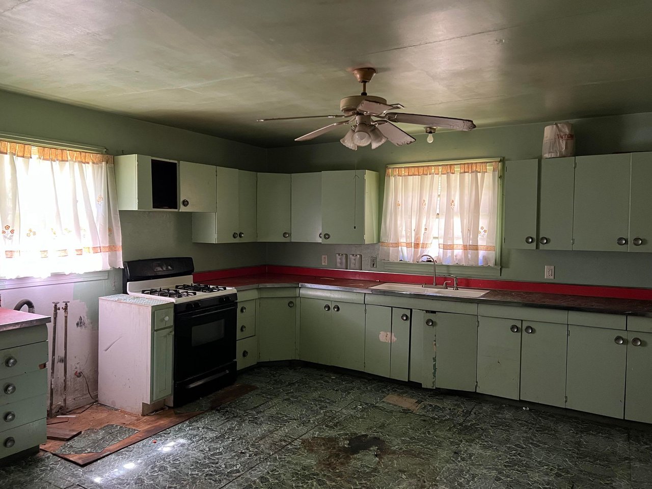 1024 South 12th Street, Gadsden, AL 35901