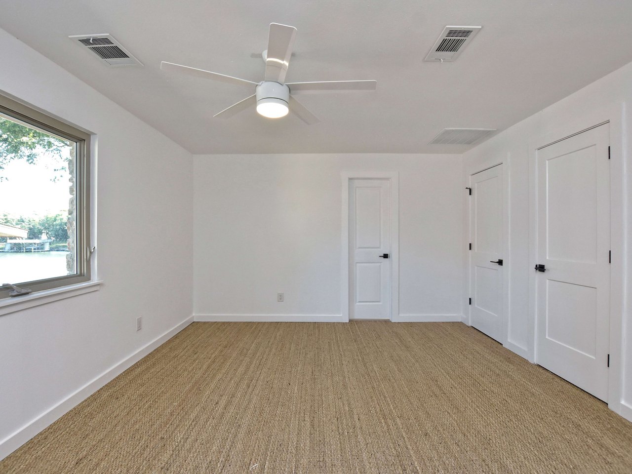 2642 Williams Lakeshore