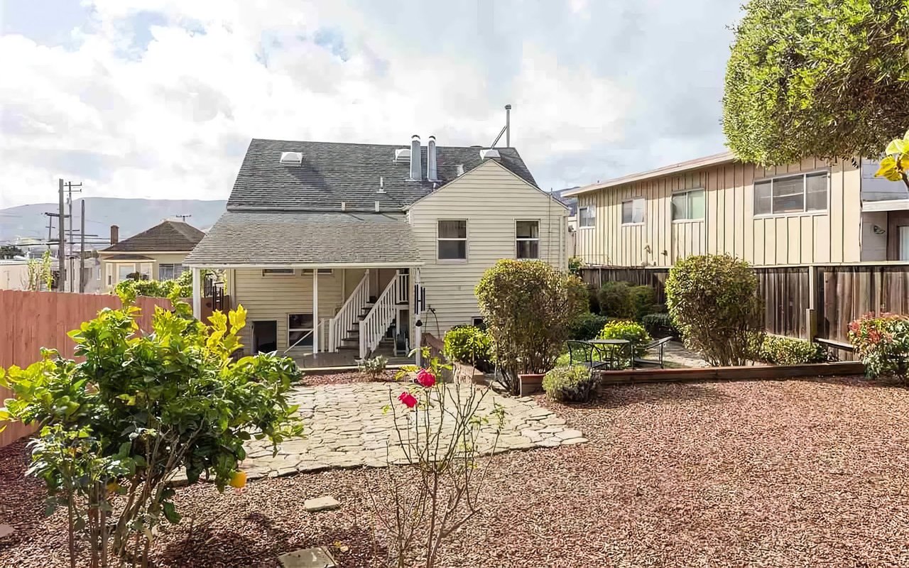 210 Teddy Ave