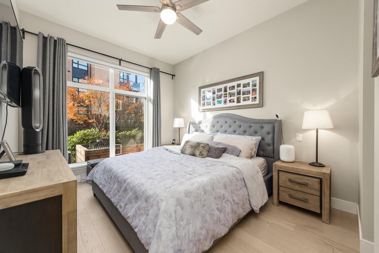 116-262 Salter St