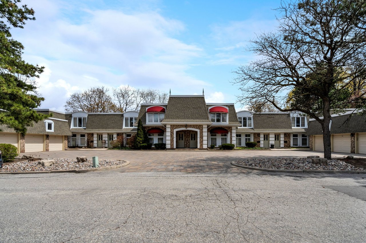 BAYVIEW VILLAGE TOWNHOME