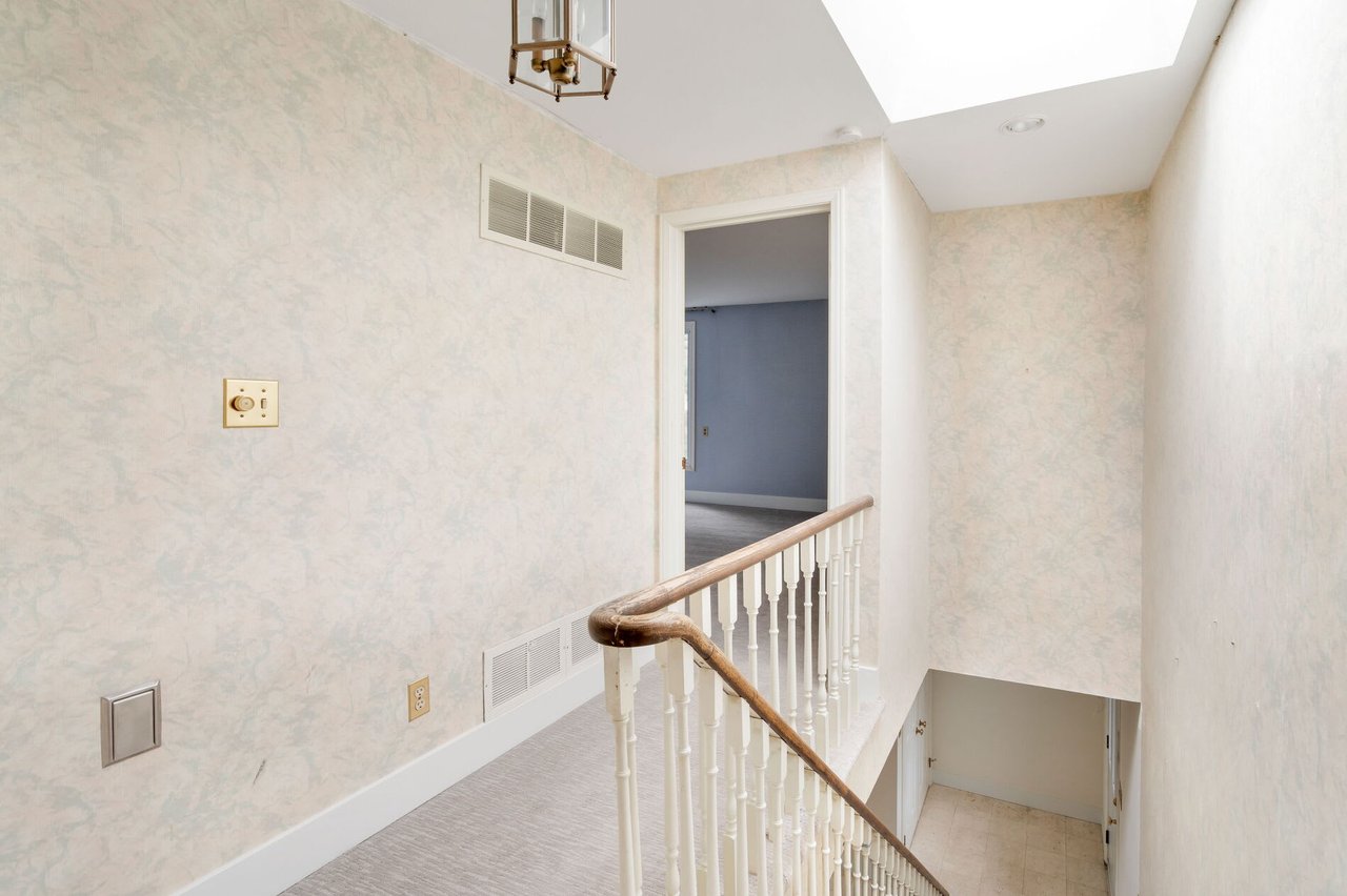 BAYVIEW VILLAGE TOWNHOME