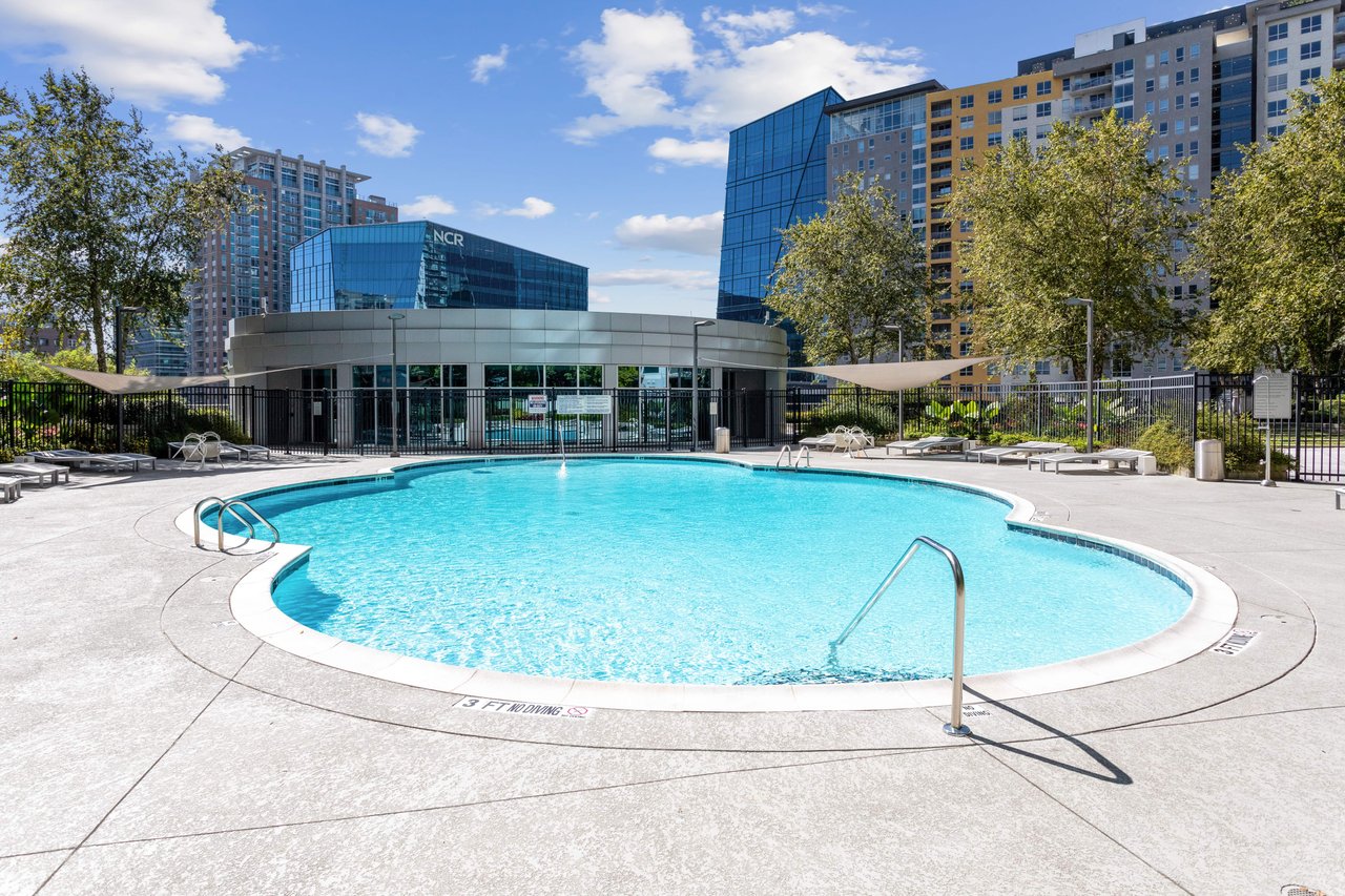 950 W Peachtree Street NW Unit: 701