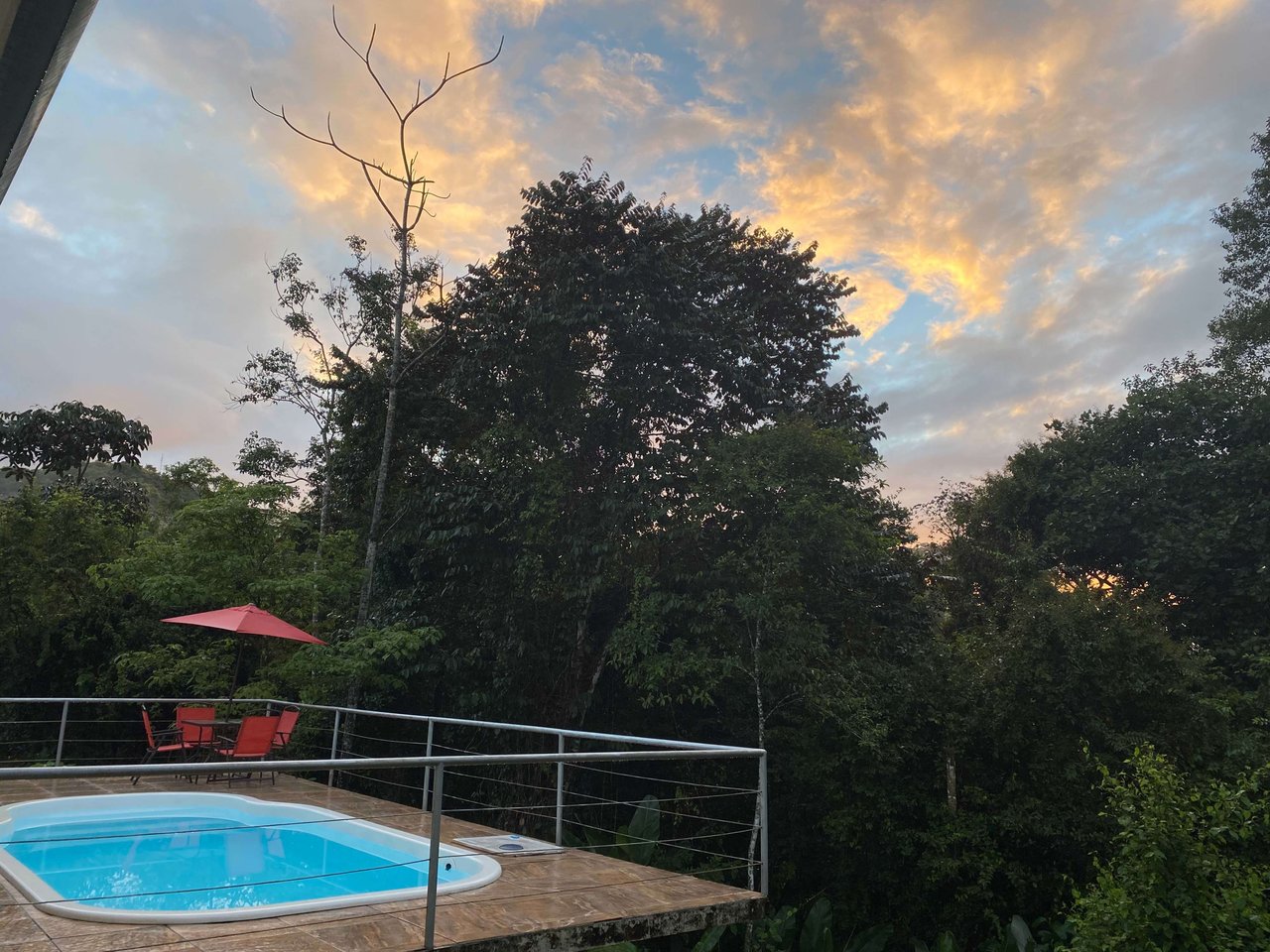  Affordable & Charming 1 bedroom Villa with Pool in gated community, immersed in the rainforest close to Quepos  