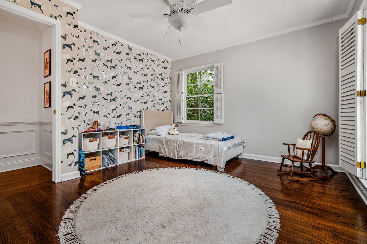 311 Broadland Rd NW