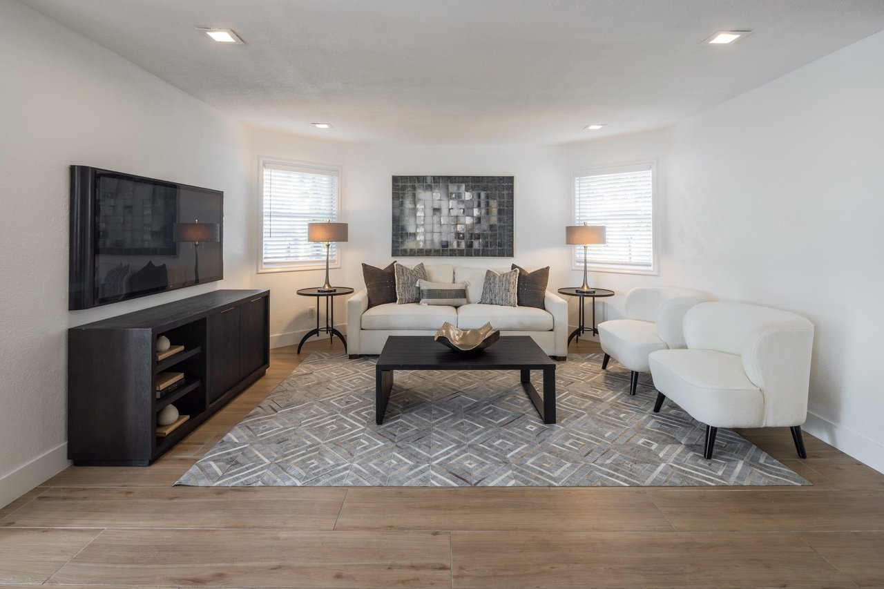 7369 Alicante Rd | Carlsbad