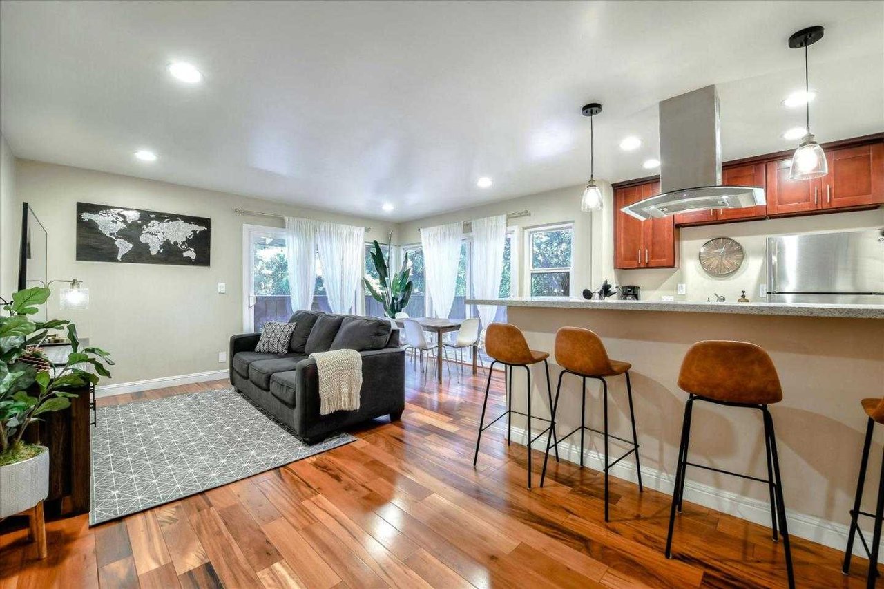 150 Saratoga AVE 318