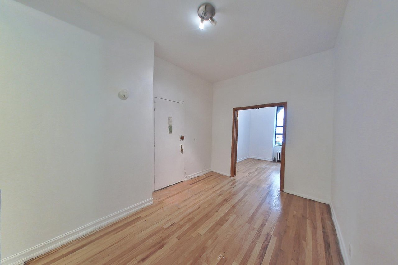 15a West 64th Street, Apt 1-B