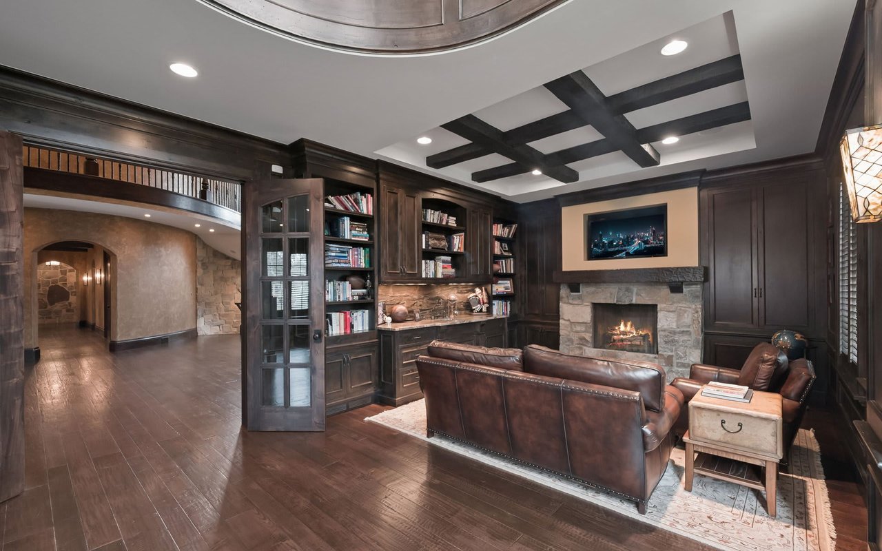 26565 Scenic Drive