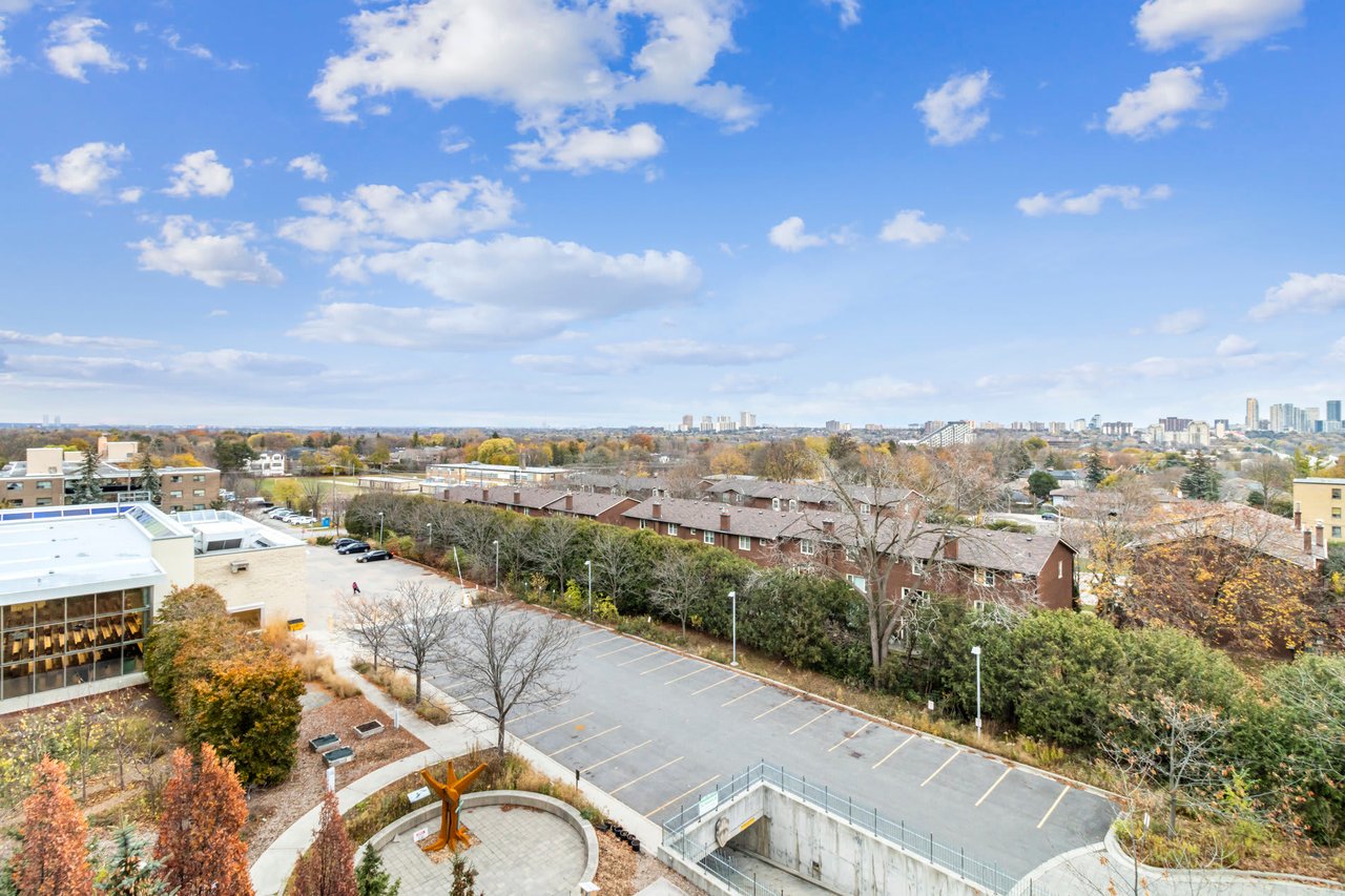 662 Sheppard Avenue East #609C