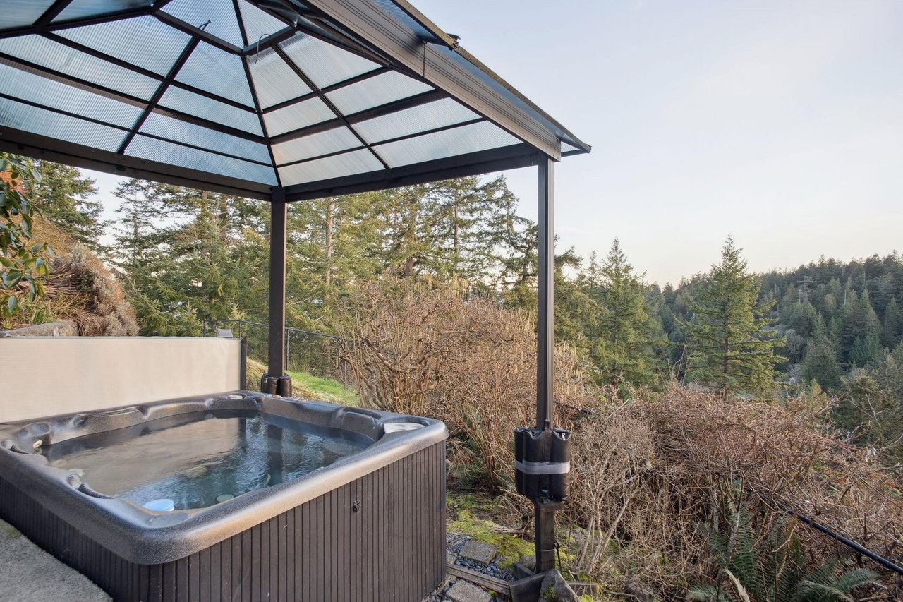 4668 Headland Drive, West Vancouver
