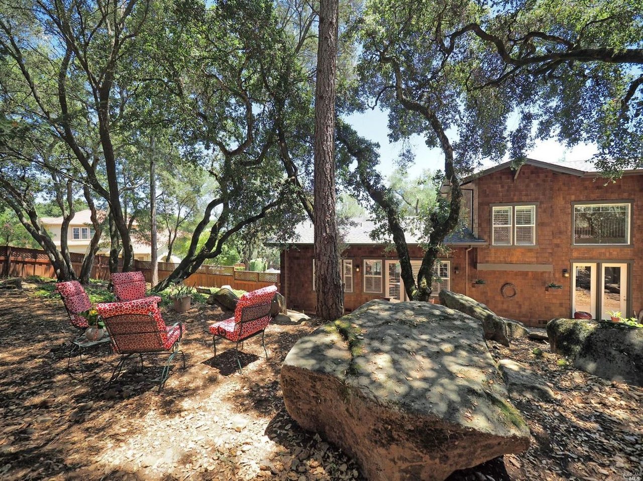 824 Olive Glen Ct