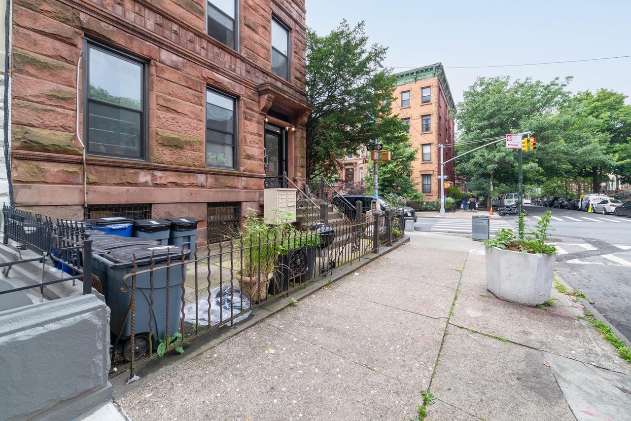 654 Putnam Avenue, Apt 3-F