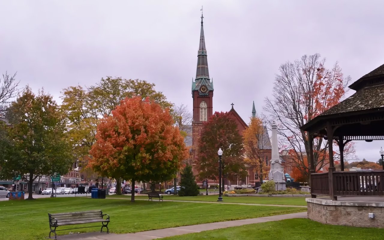 8 Reasons to Move to the Suburbs