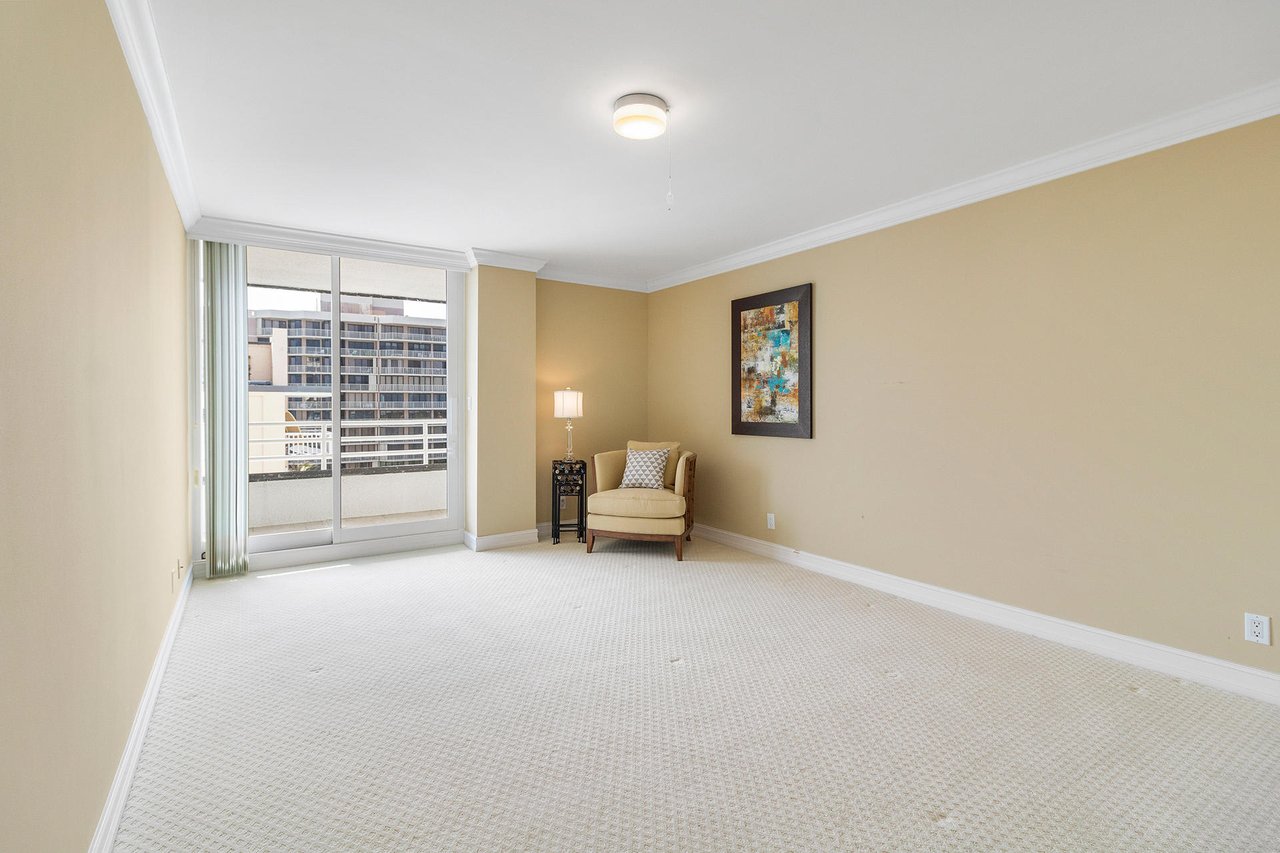 2901 S Ocean Blvd, #703
