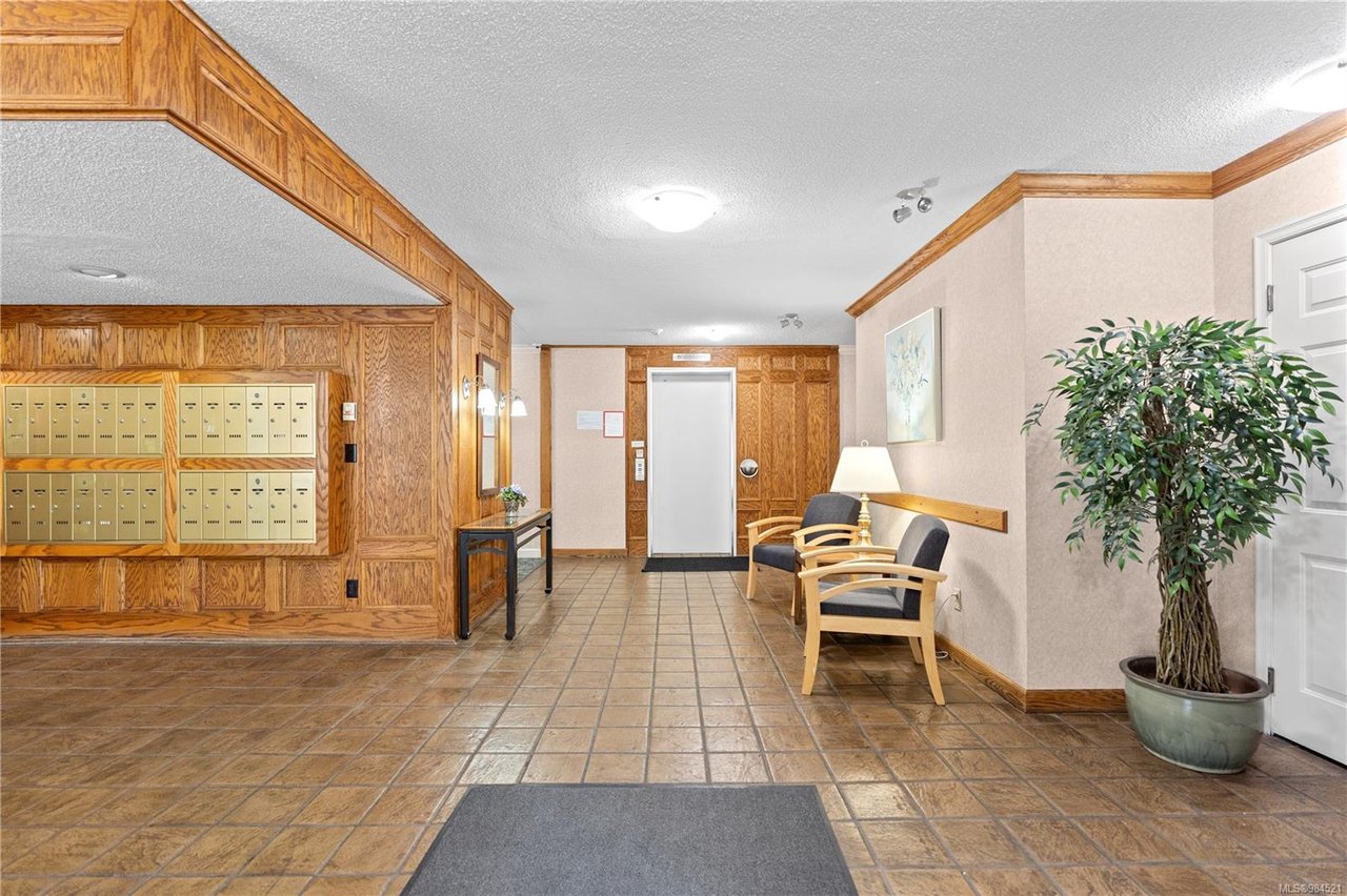 604-420 Linden Ave