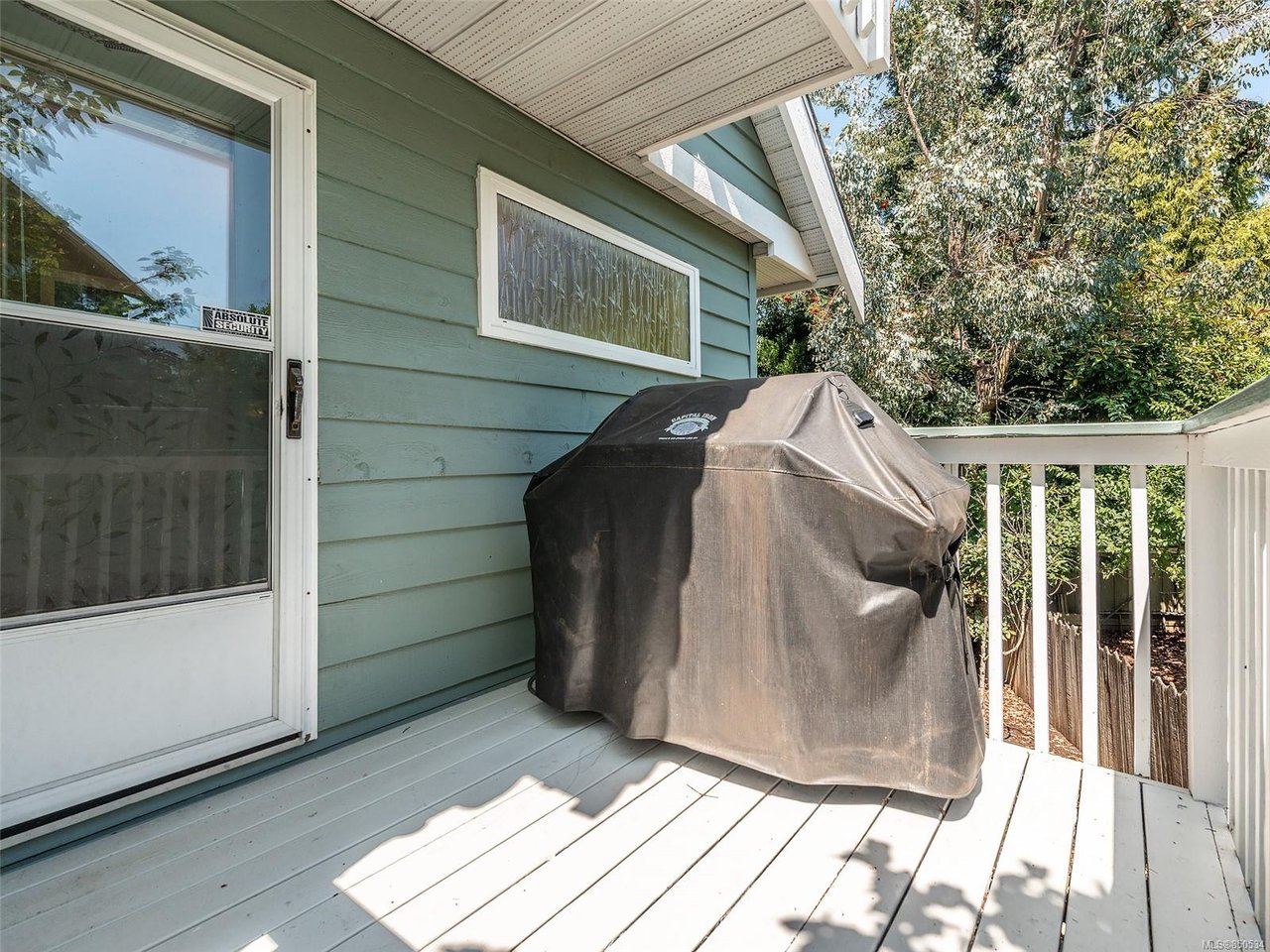 1238 Garry Oak Pl