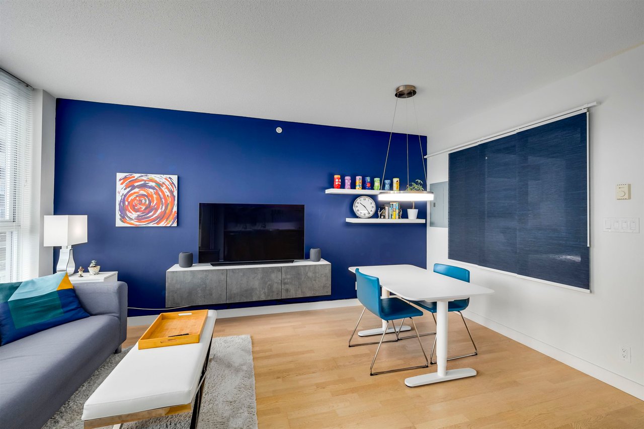 706-251 E 7th Ave