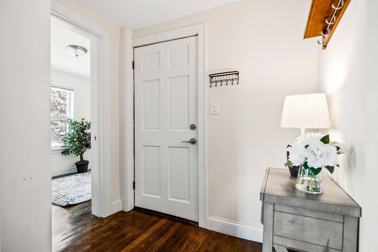 25 Granfield Ave Unit: 2