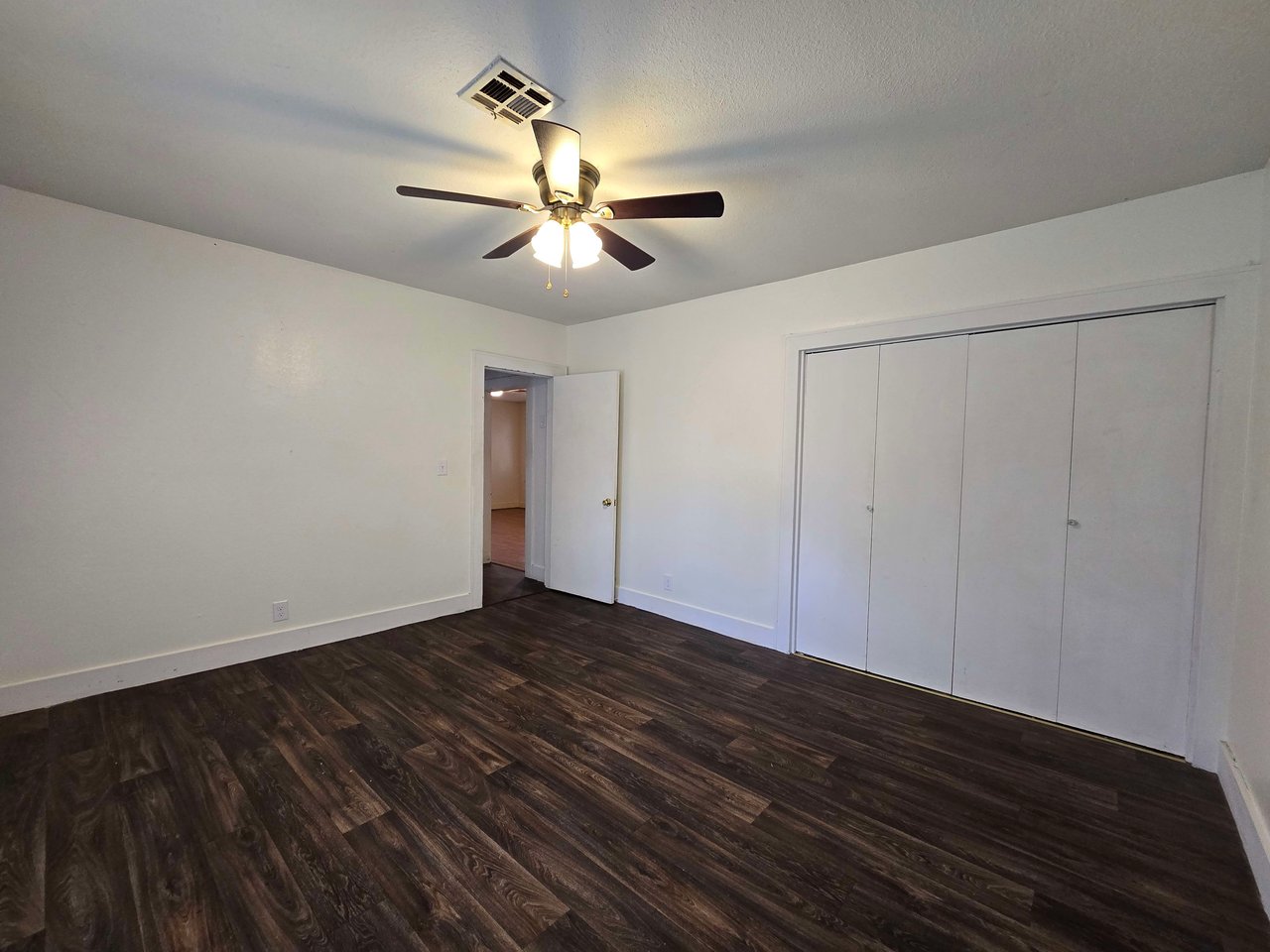 617 N Bonita