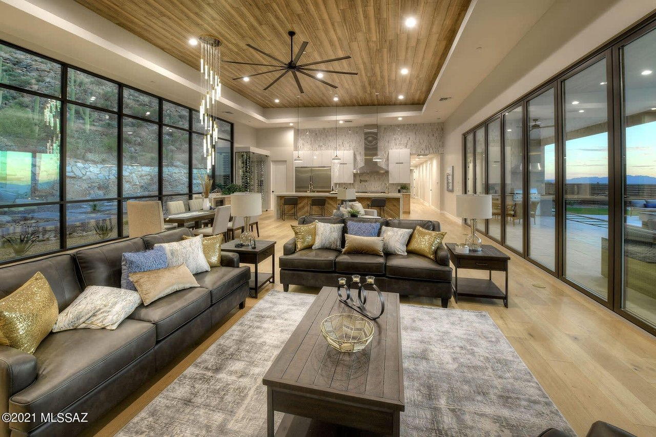 The Gallery At Dove Mountain