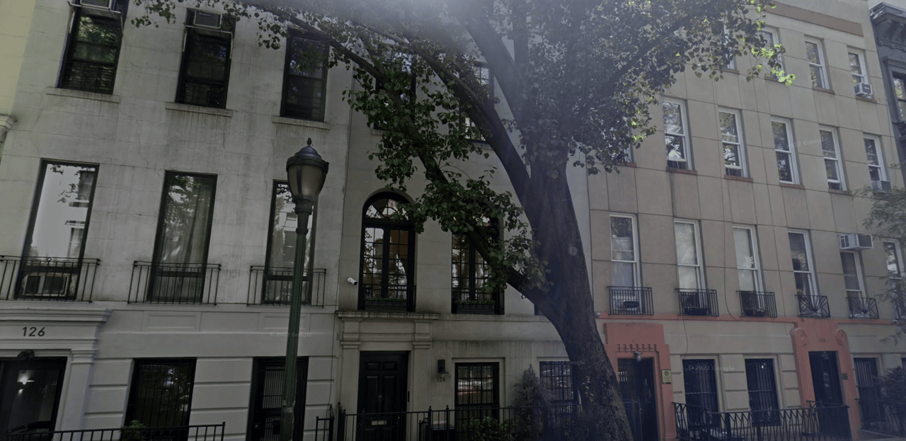 124 East 64th St