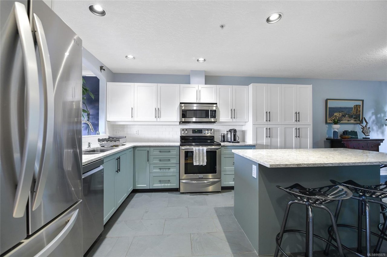12-127 Aldersmith Pl
