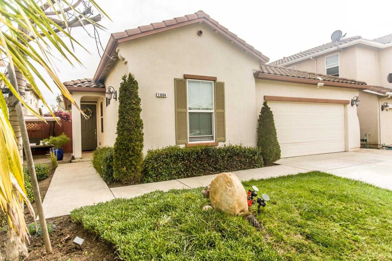 1604 Bologna CT