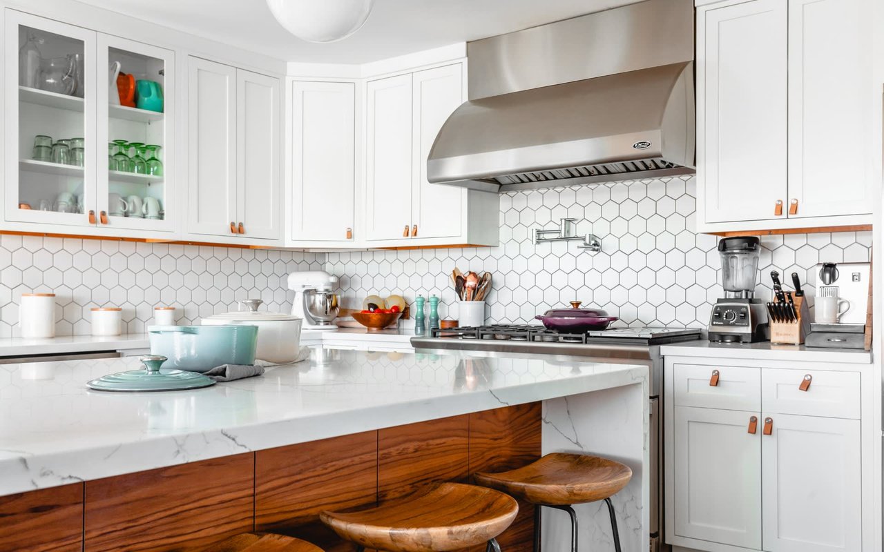 WHAT’S THE DIFFERENCE BETWEEN PRIVATE MORTGAGE INSURANCE AND MORTGAGE INSURANCE PREMIUM?