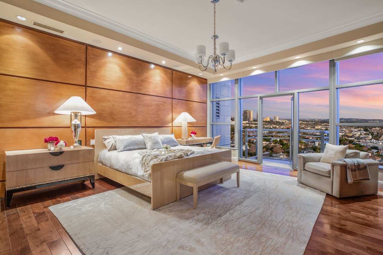 The Condominium With The Best Views On The Wilshire Corridor