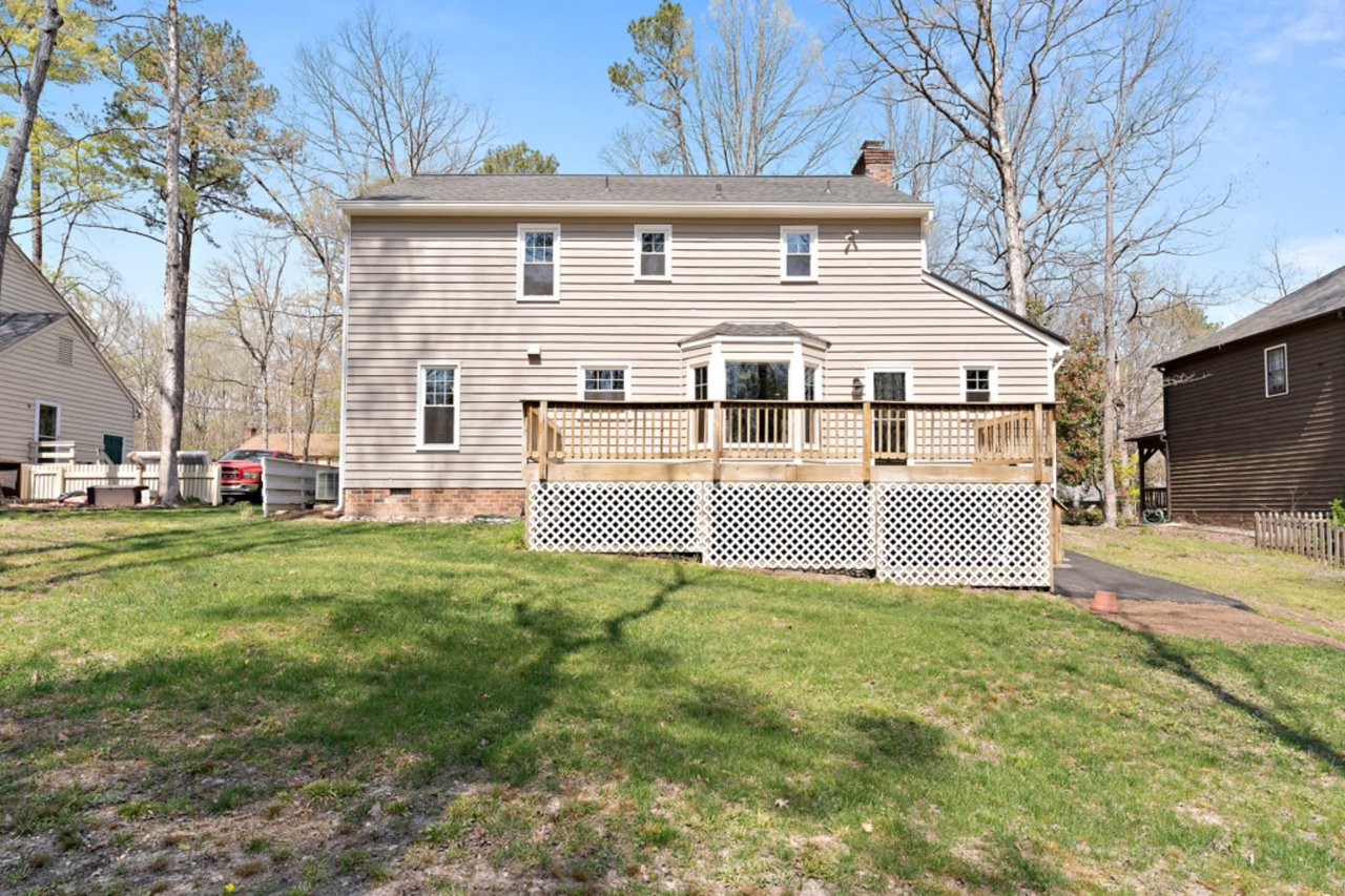 13907 Autumn Woods Road
