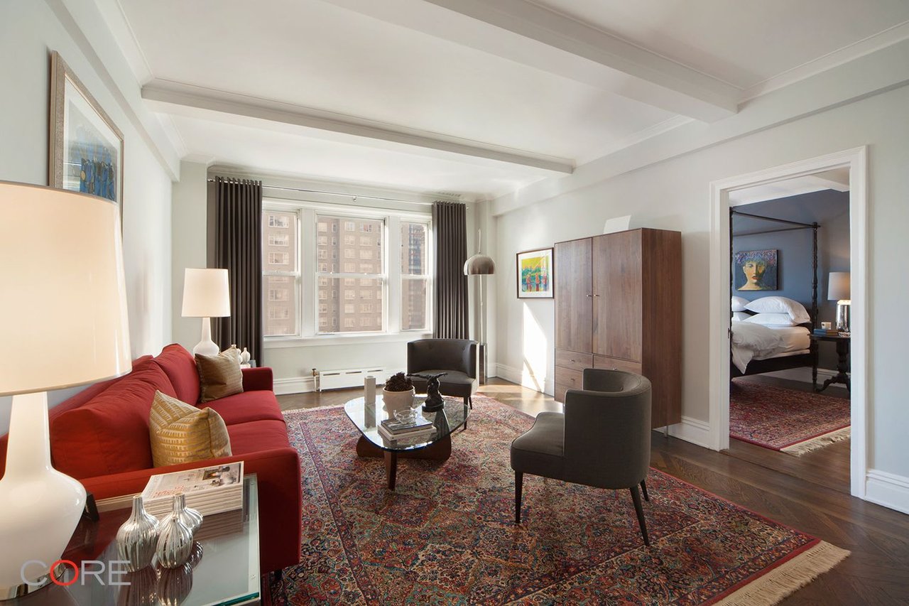 320 East 57th Street Unit: 11F