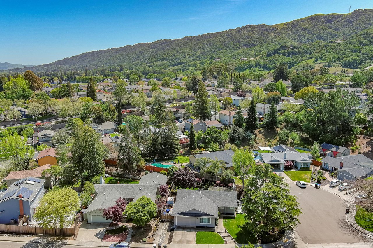 7672 Desertwood Lane, Pleasanton