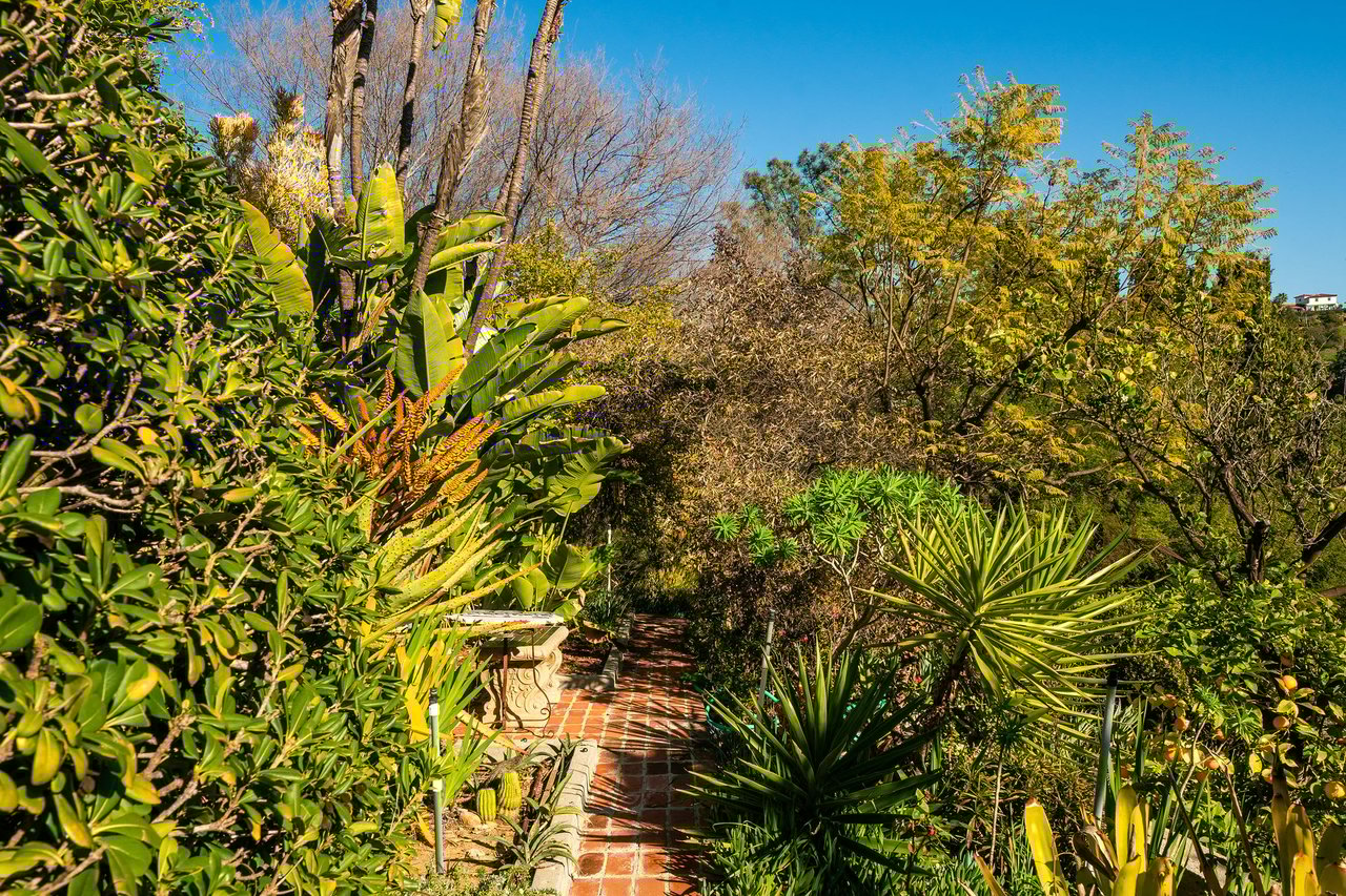 Hollywood Hills Pied de Terre - Another Off Market Sale