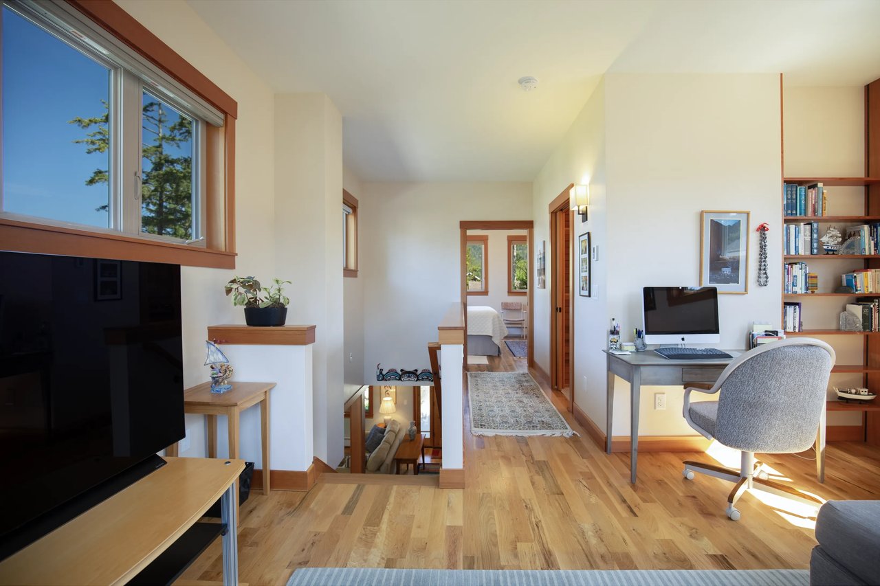 256 Treasure Cove Lane