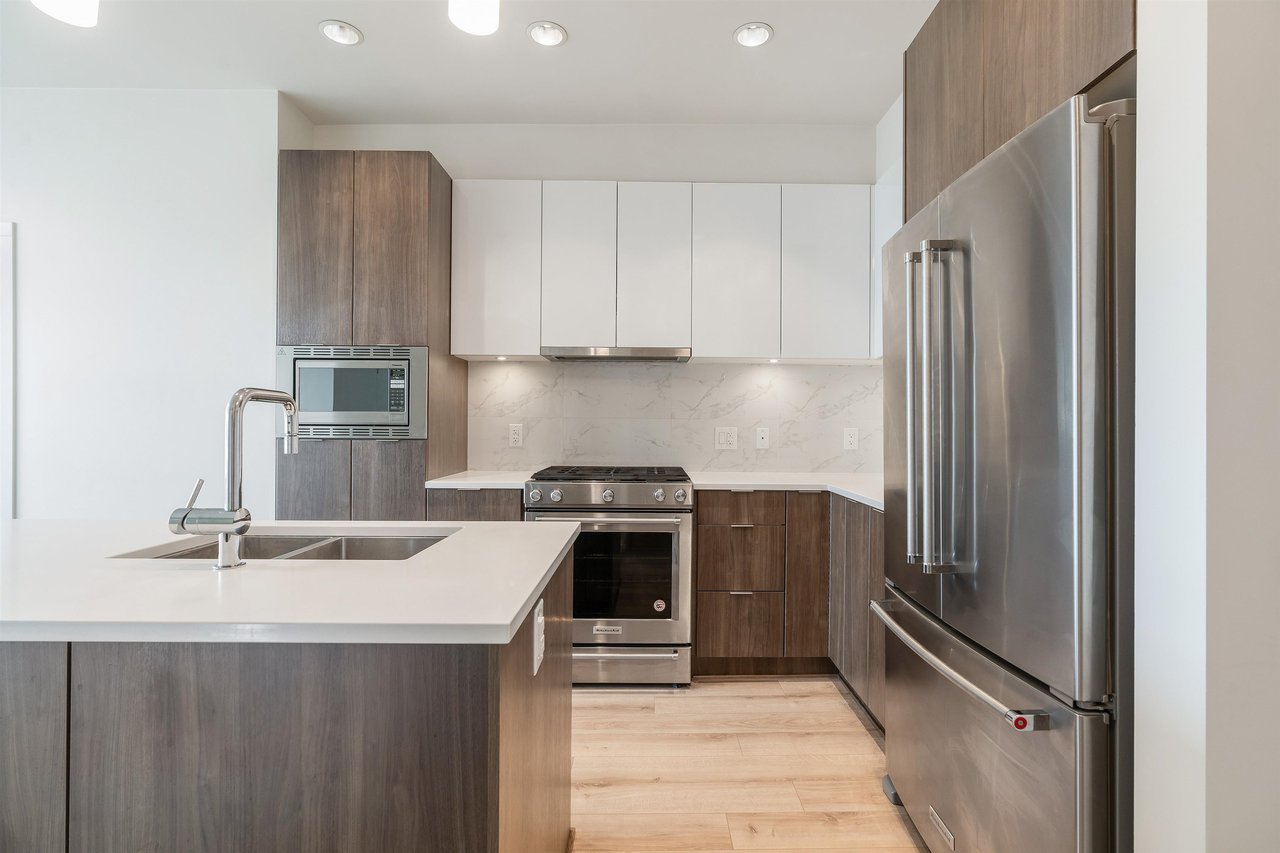 607-2188 Madison Ave
