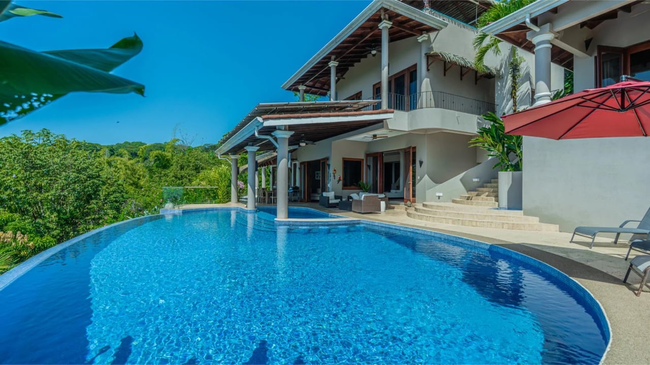 Solar Powered Coastal Luxury Estate, Dominical, Puntarenas