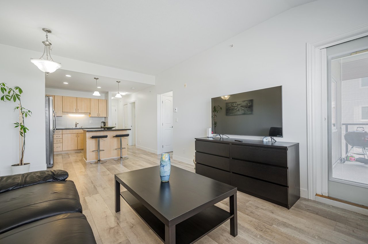 304-19774 56 Ave