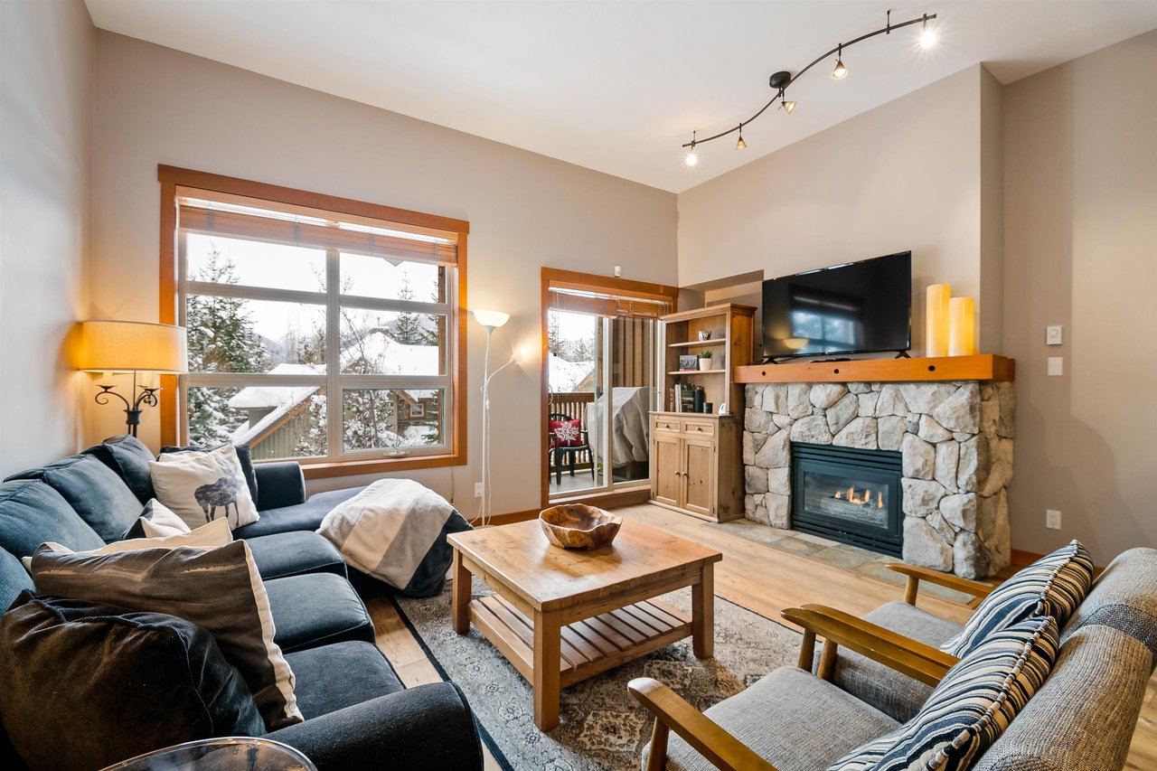 3-4894 Painted Cliff Rd