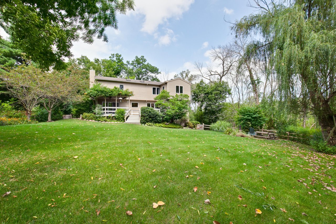 11233 Melvin Dr