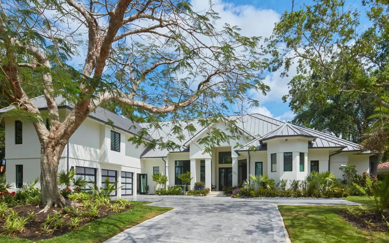 How to Buy a Luxury Home