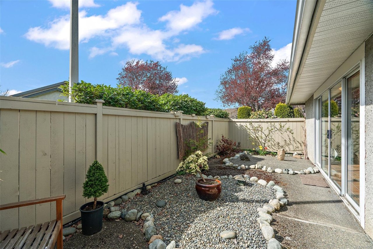 2-2600 Ferguson Rd