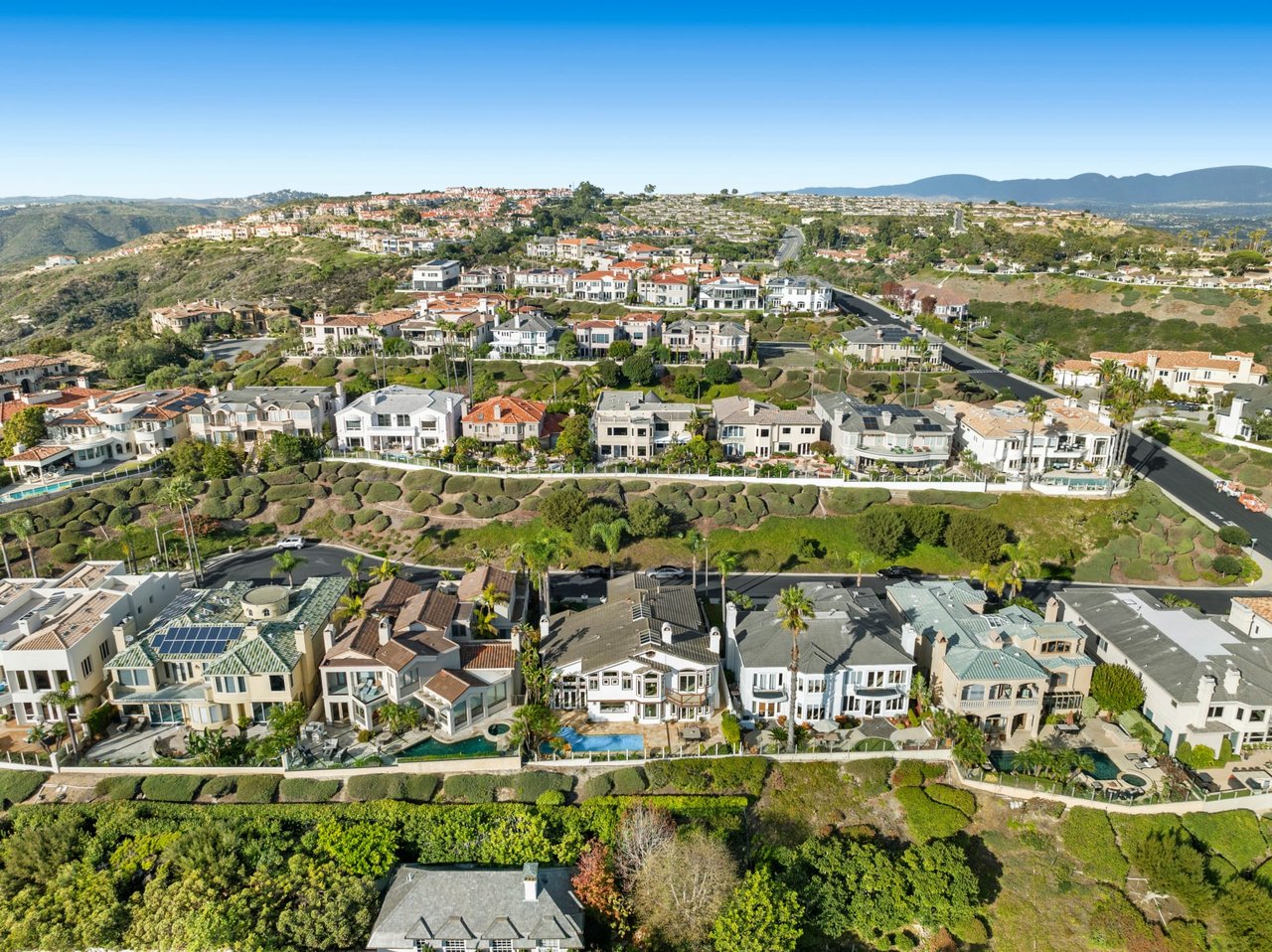 Panoramic Ocean Views 